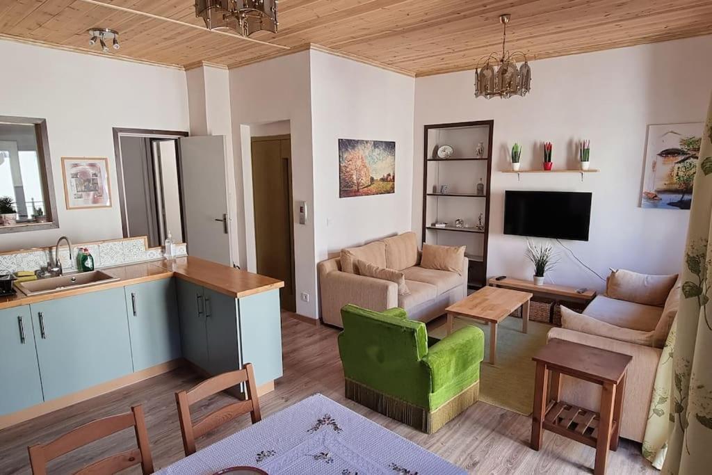 Gs Home Gytheio Exterior foto