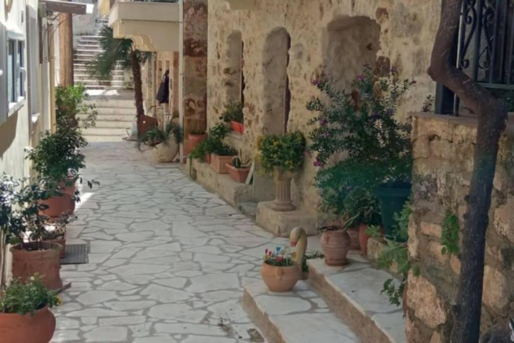 Gs Home Gytheio Exterior foto