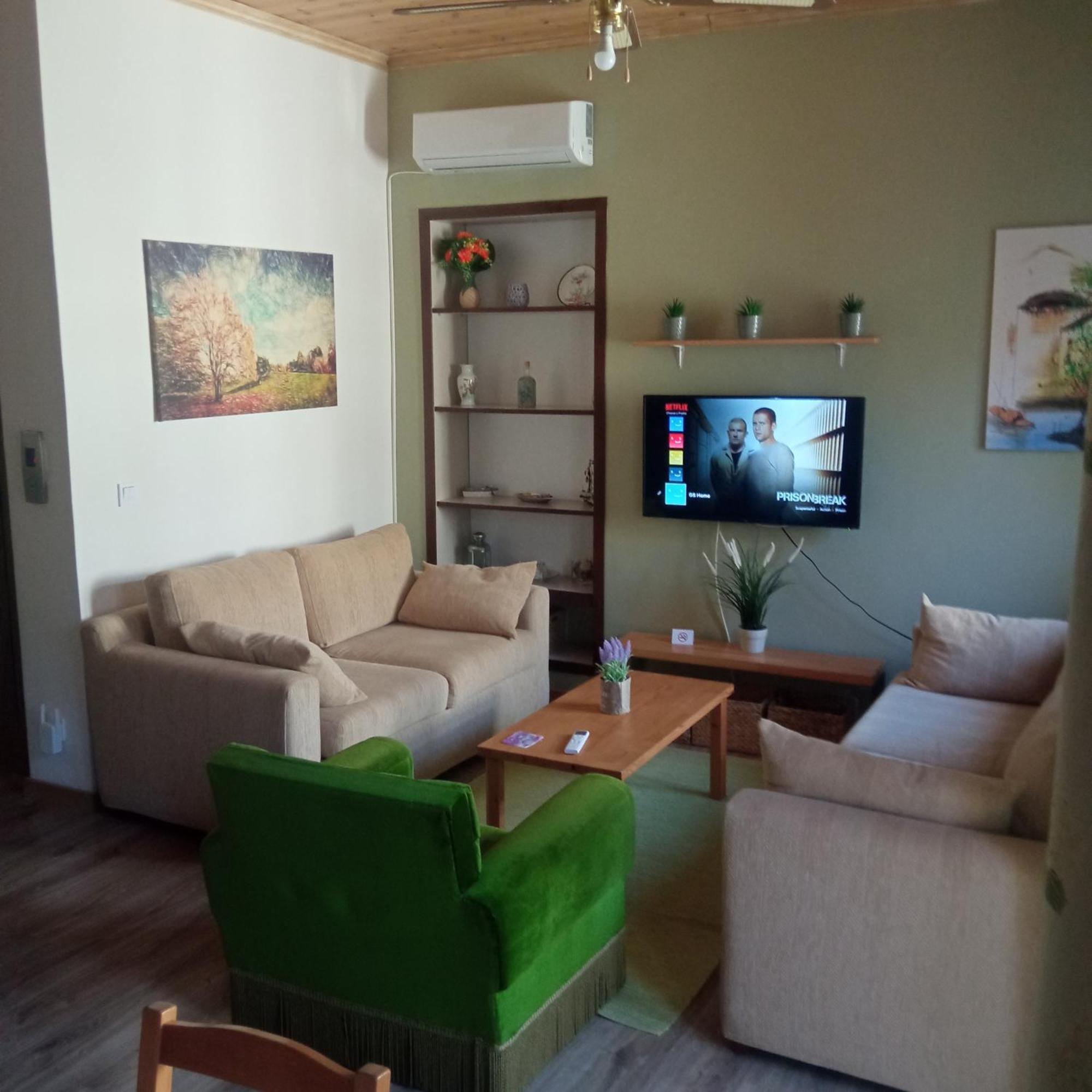 Gs Home Gytheio Exterior foto